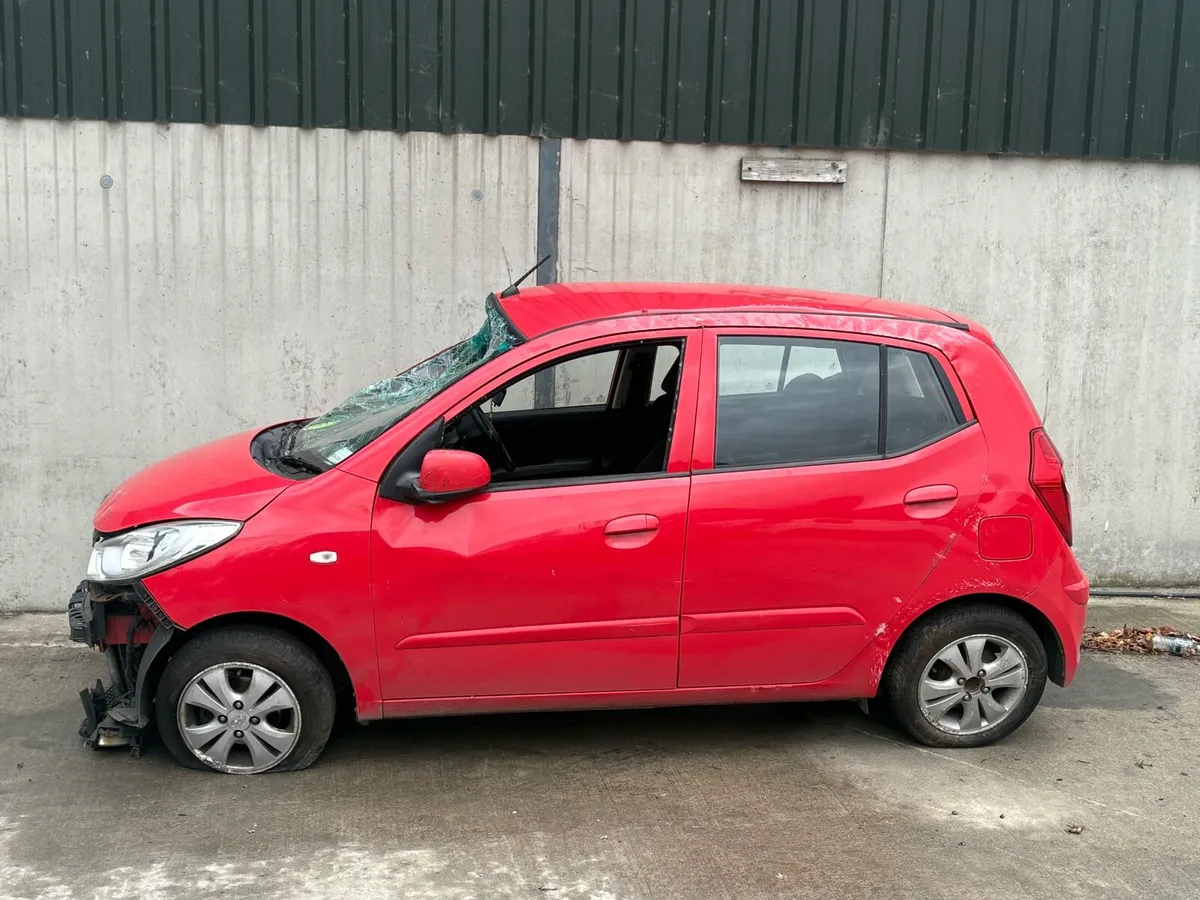 2013 Hyundai i10 for parts - Image 3