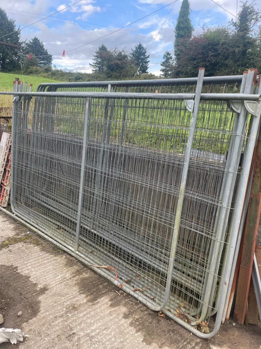 Harris fence panels - Image 1