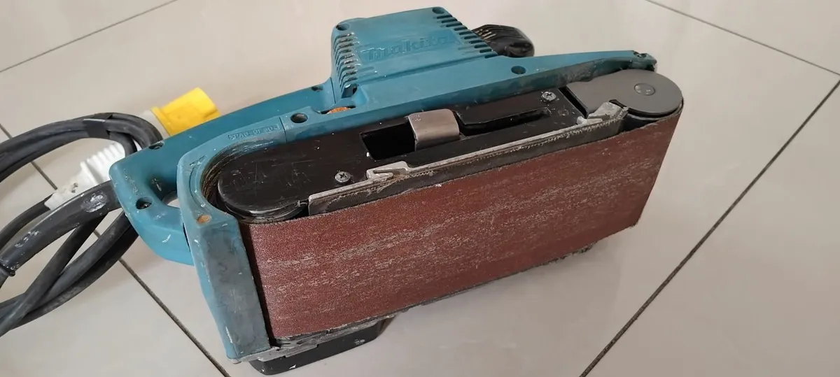 *Makita 9404 Belt Sander 110v "Serviced"* - Image 4