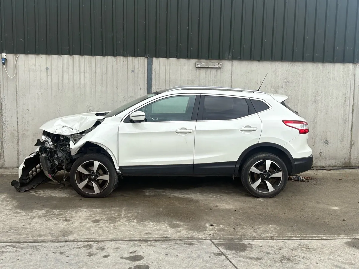 2017 Nissan Qashqai for parts - Image 4