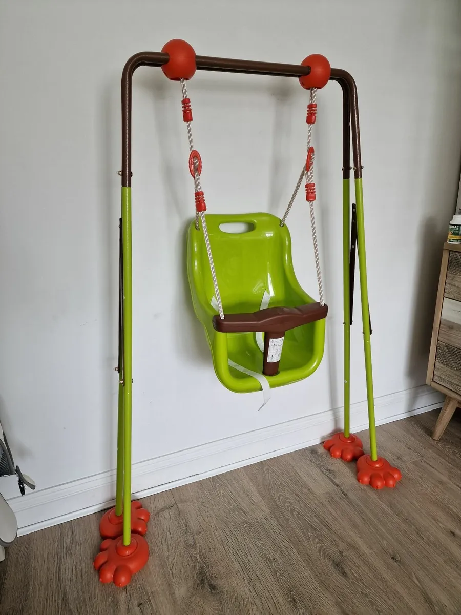 Baby swing from Smyths - Image 2