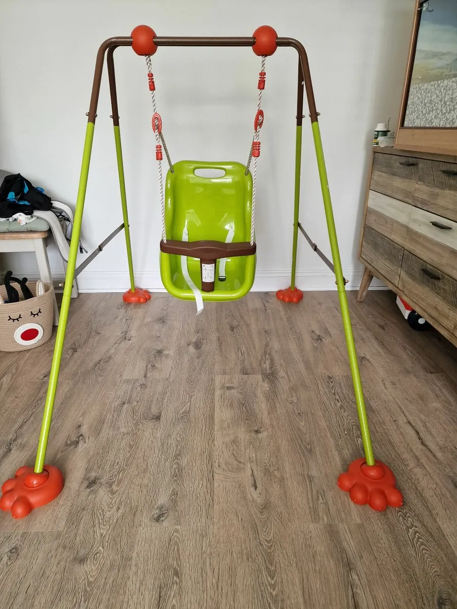 Baby swing from Smyths - Image 4