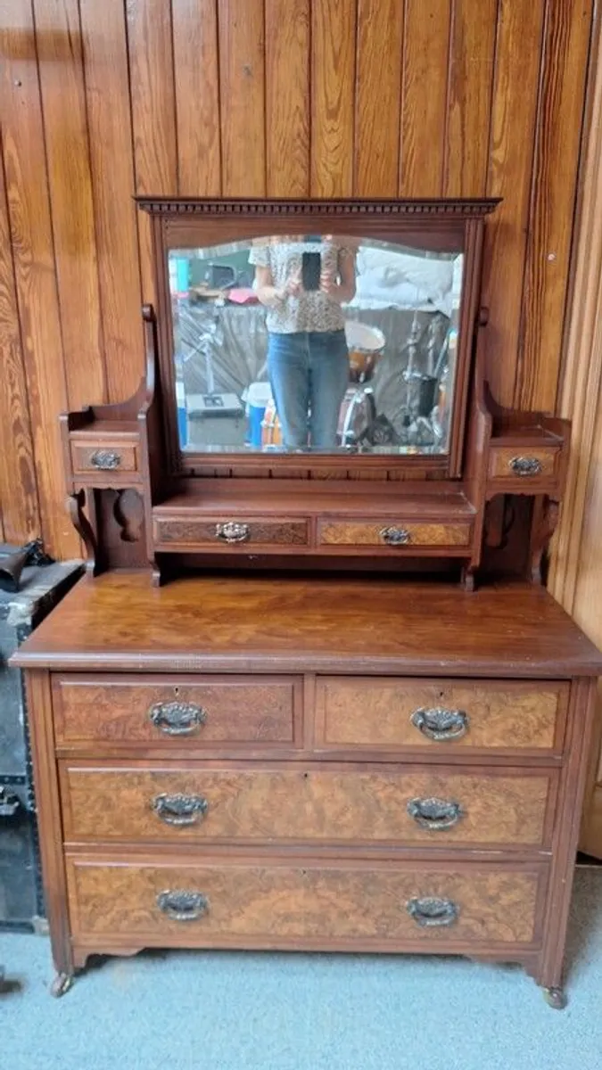 vintage dressing table - Image 1