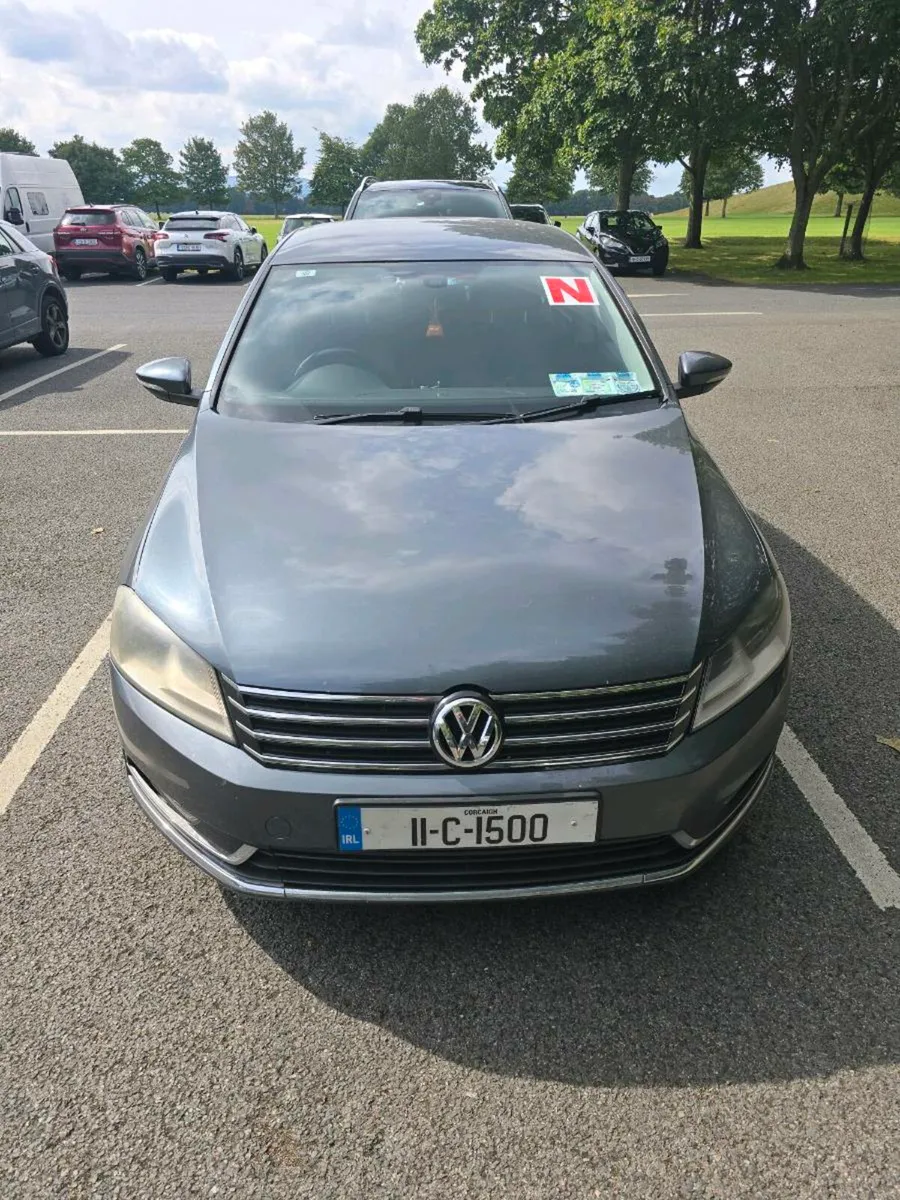 Volkswagen Passat 2011 - Image 1
