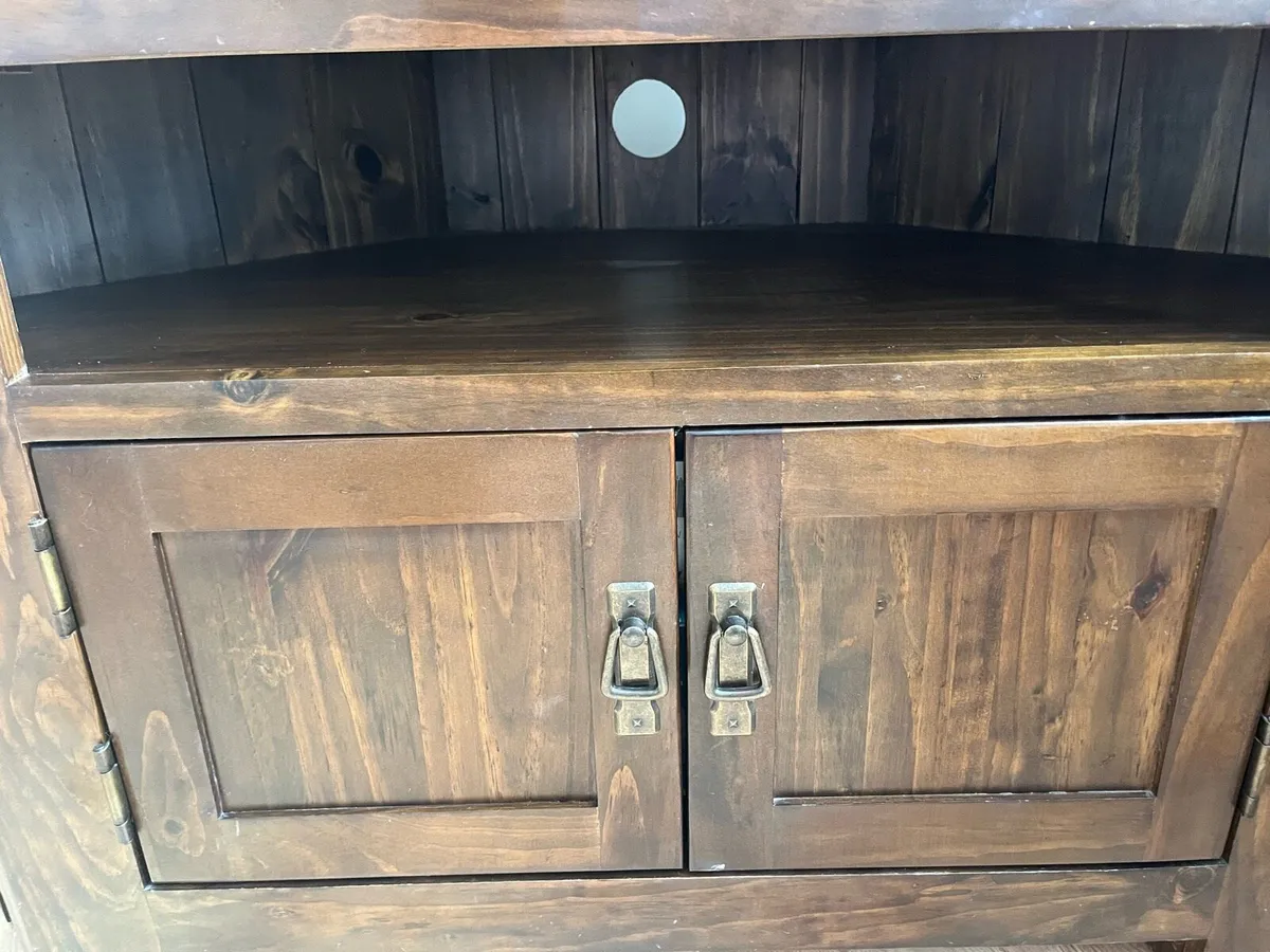 TV Stand - Image 2