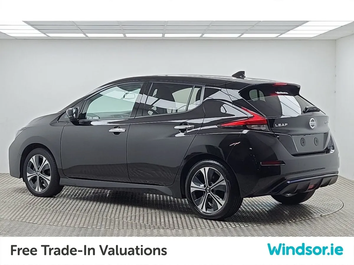 Nissan Leaf N-connecta 40kwh Plus Part Leather Co - Image 4