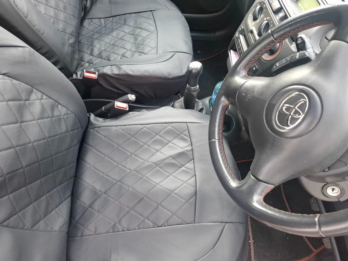 Car - Image 2