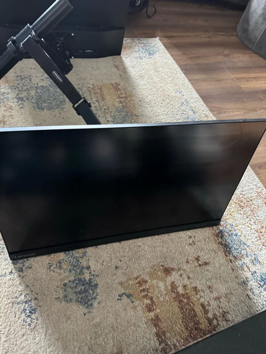 Pc monitors - Image 1