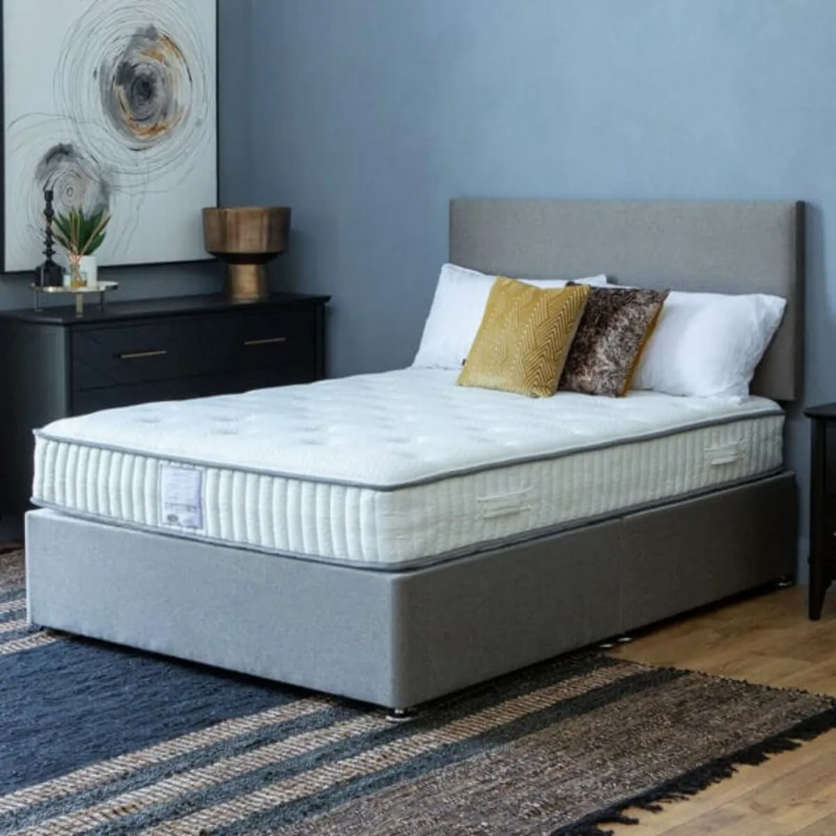 Queen size bed