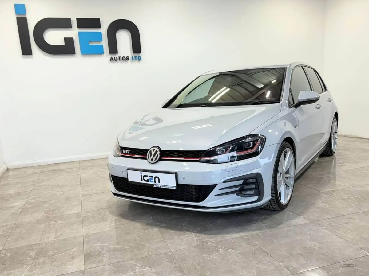 Volkswagen Golf 2.0 Golf GTi TSi 5dr - Image 4