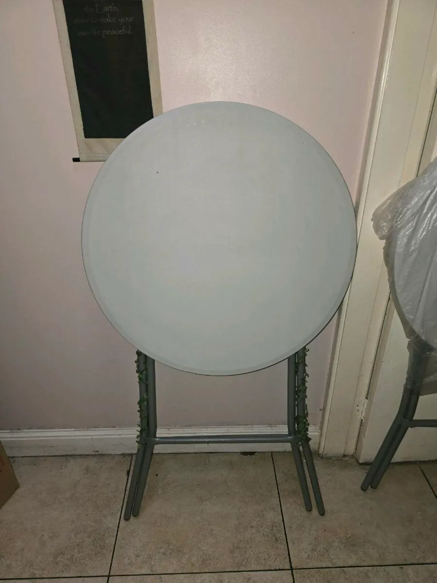 4 Bar / High tables - Image 2