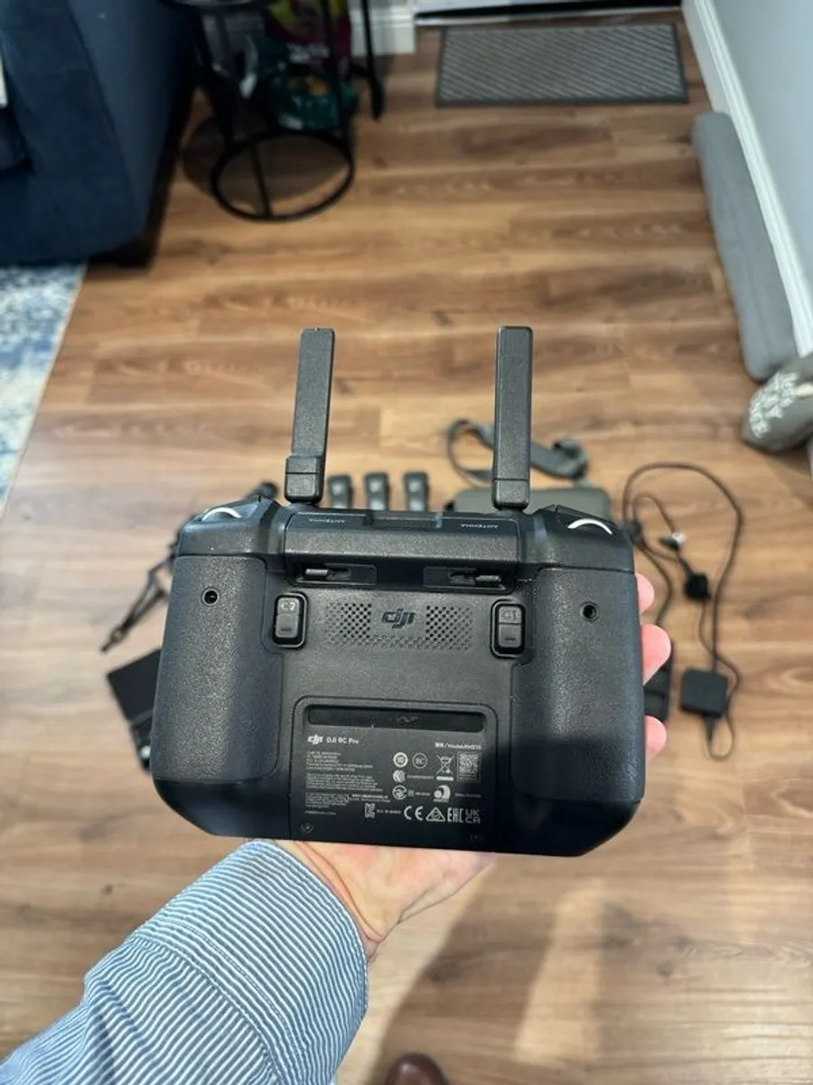 DJI Mavic 3 Pro Cine Premium Combo with RC Pro - Image 4