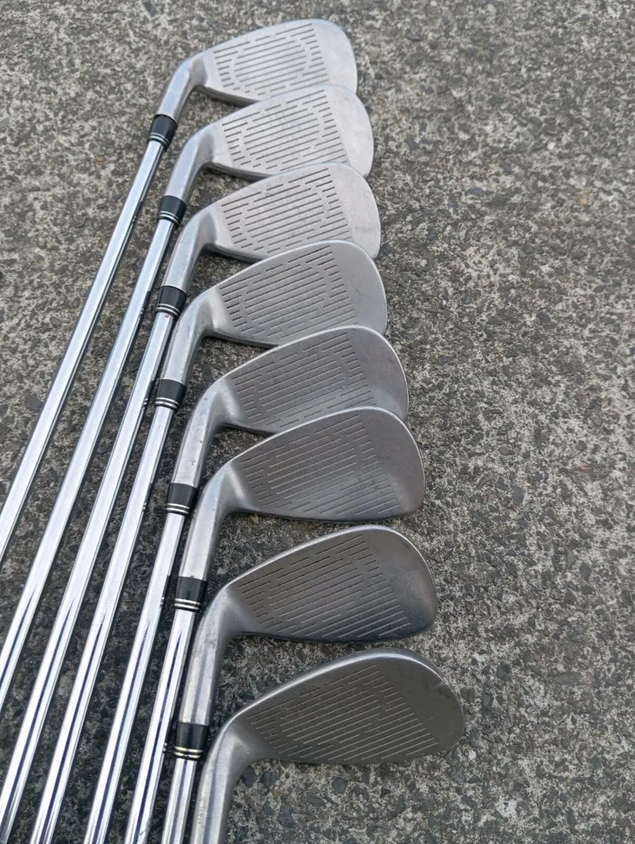 Golf clubs - Image 1