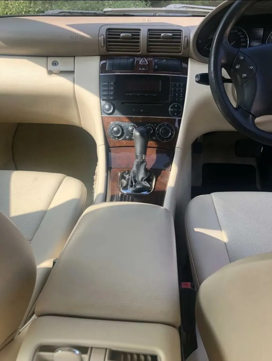 Marcides benz c 180 Kompressor - Image 4
