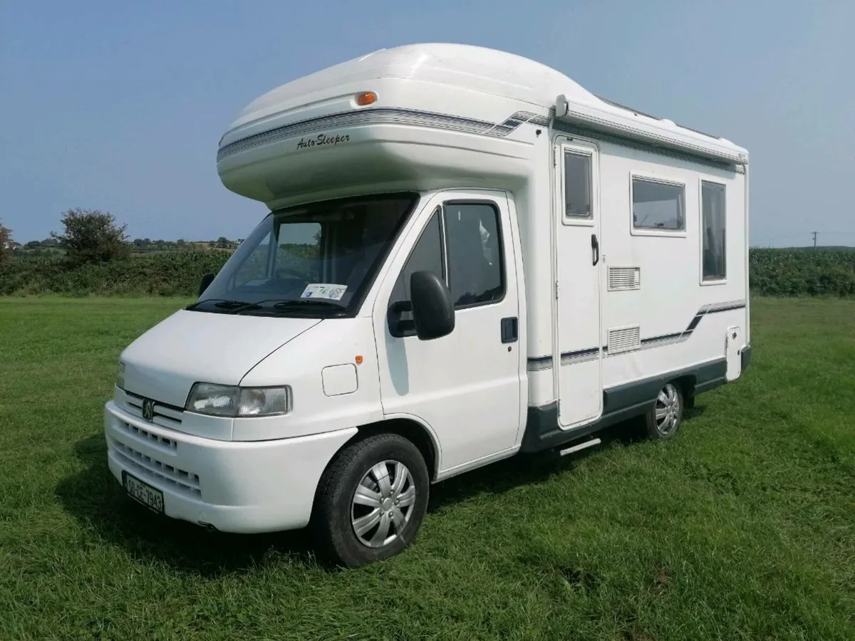 Camper - Image 1