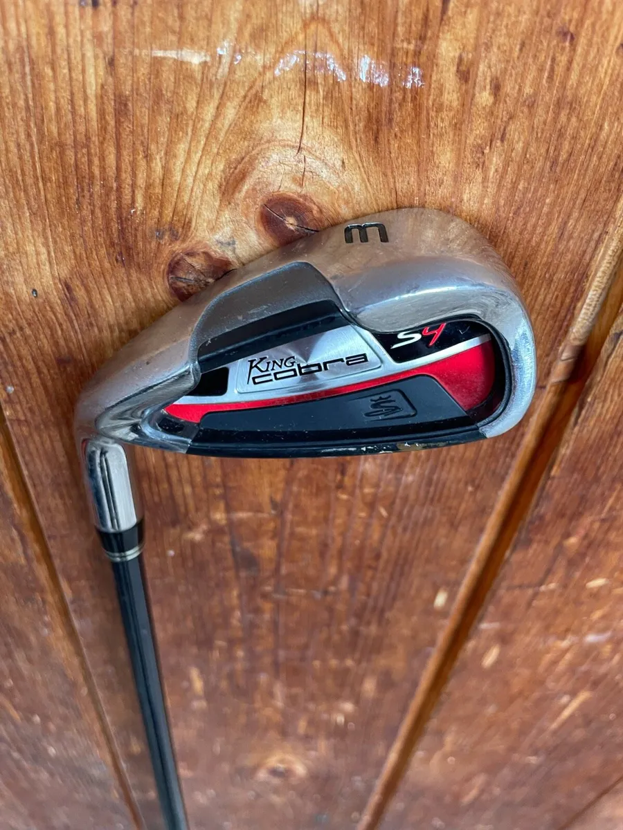 Cobra men’s left hand driving (3)iron - Image 1