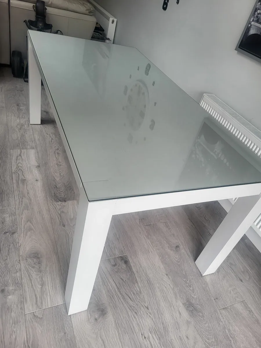 Grey oak dining table - Image 4
