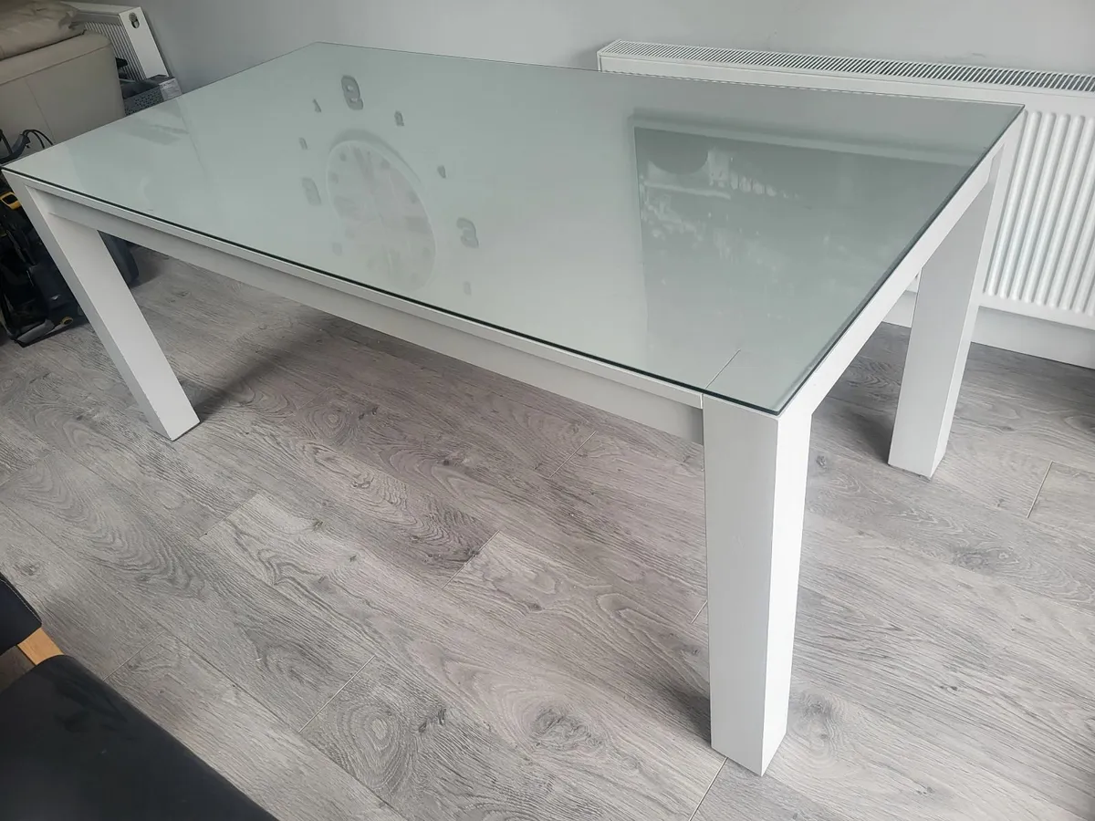 Grey oak dining table - Image 1