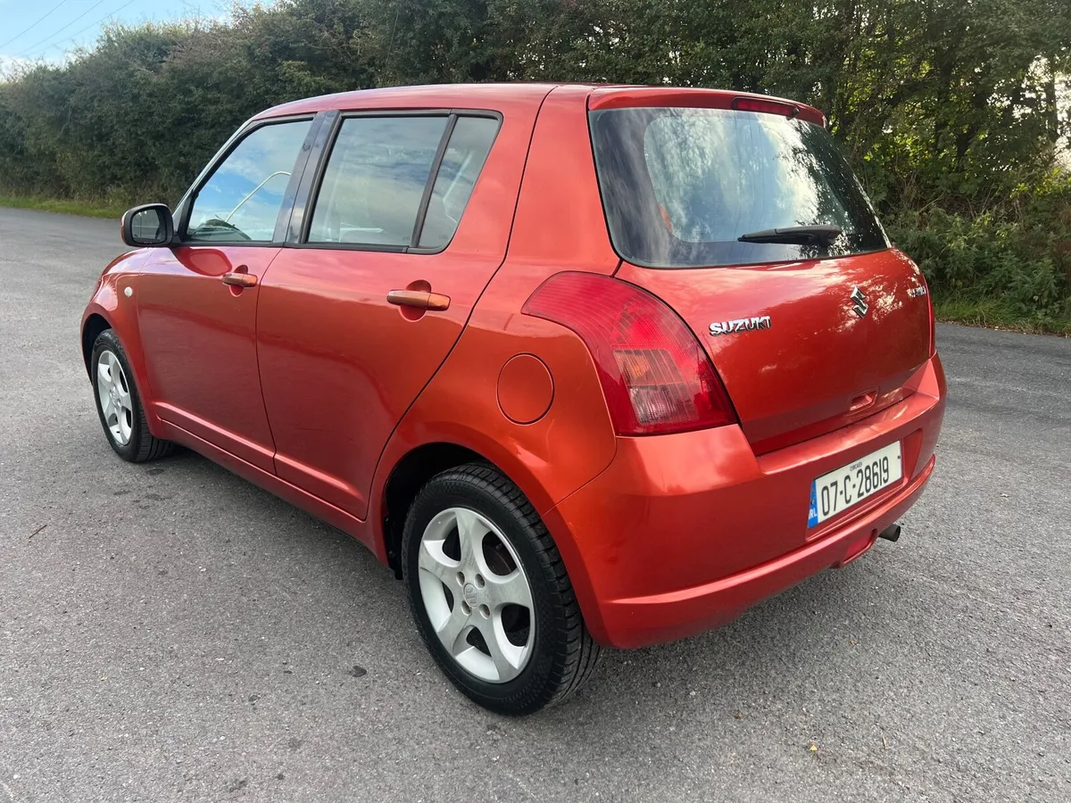Suzuki Swift 2007 1.3 petrol €1900 or nearest offe - Image 4