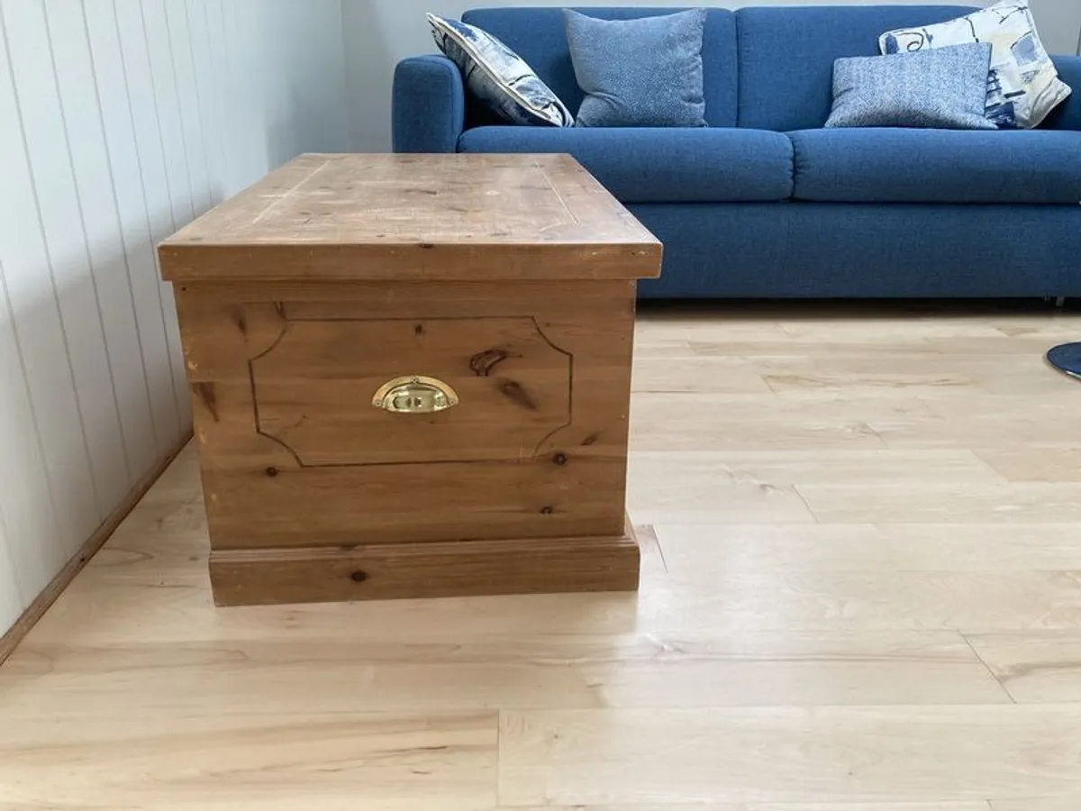 Blanket Box - Image 3