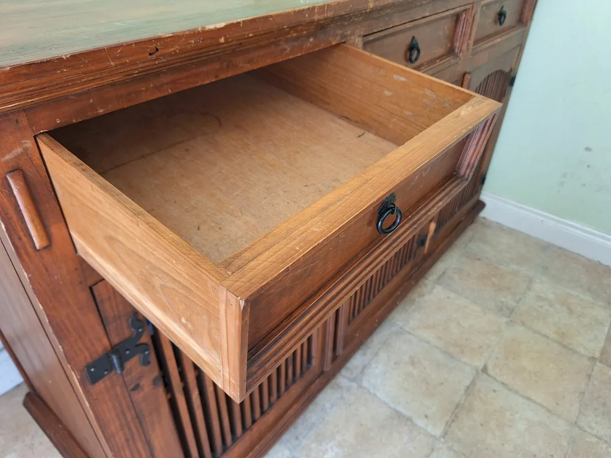 Minogue Furniture Display Cabinet & Sideboard - Image 3