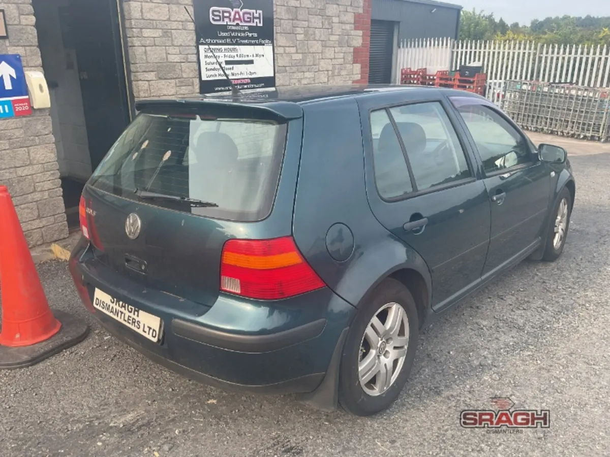 2003 VOLKSWAGEN GOLF - Image 3