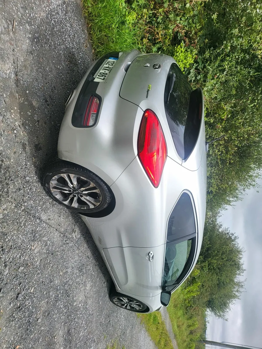 132 KIA PRO CEED 1.6 DIESEL NCT 10 /26 ,200 tax - Image 4