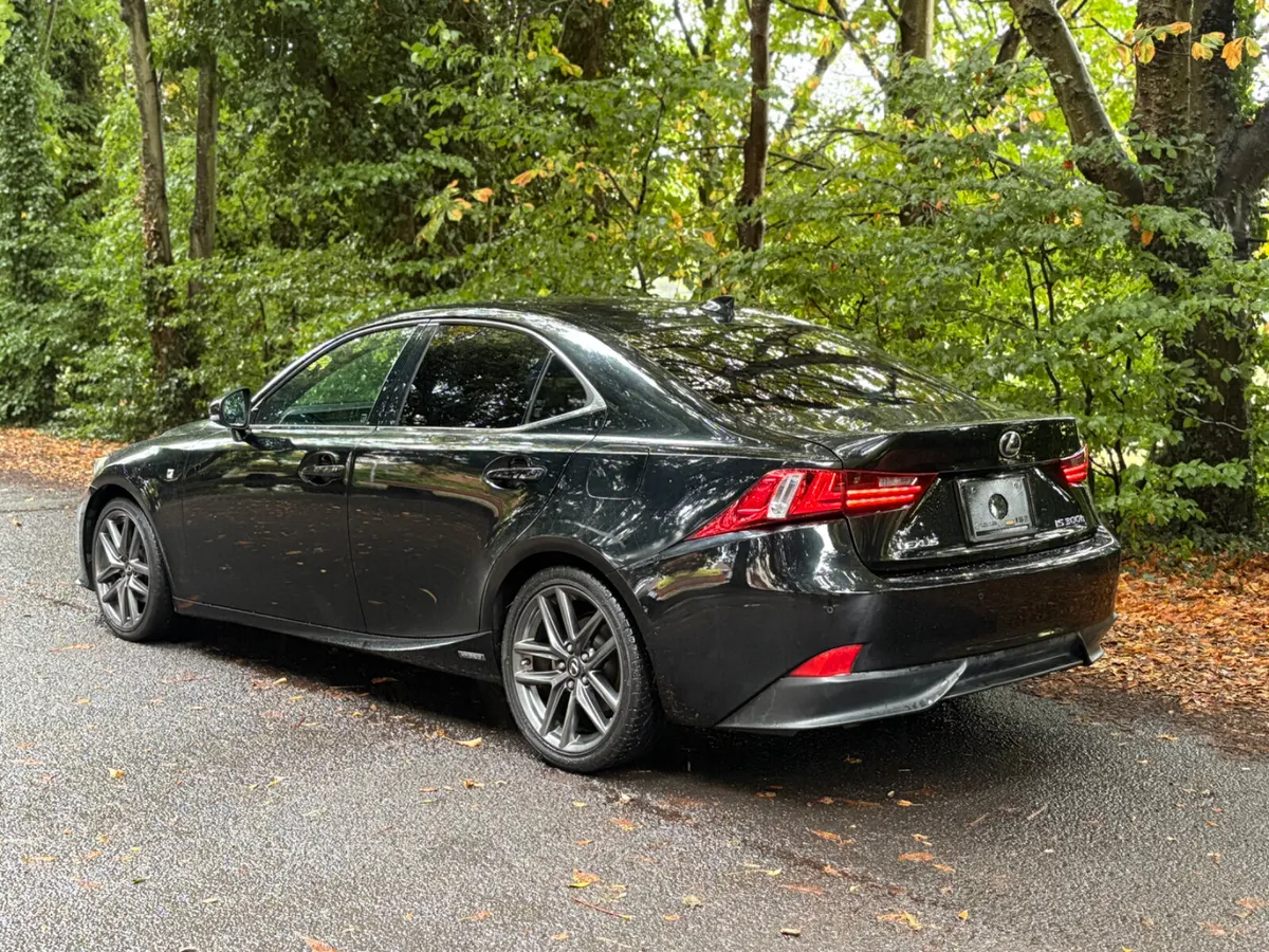 2014 Lexus IS300H F sport *LOW KMS* New NCT - Image 2