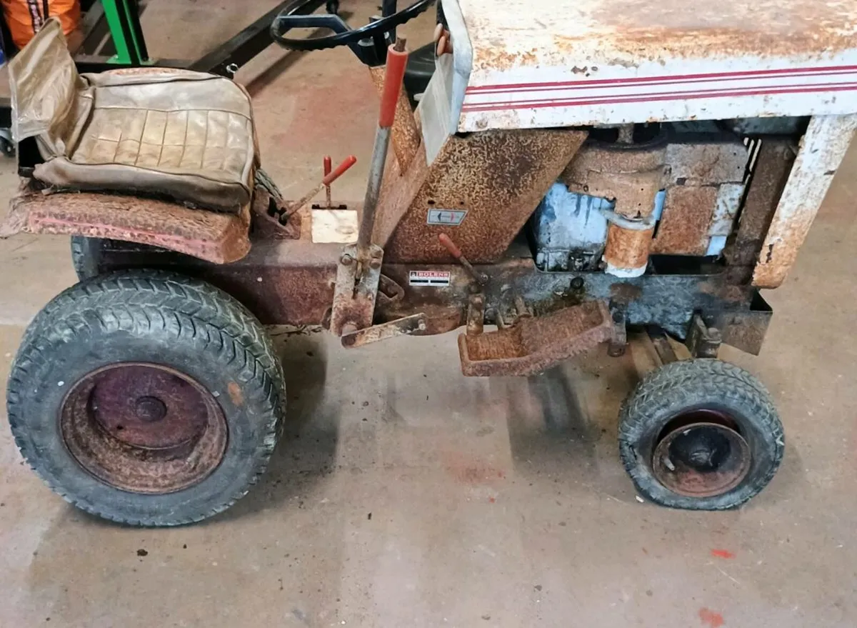 Vintage bolens  husky lawnmower - Image 1