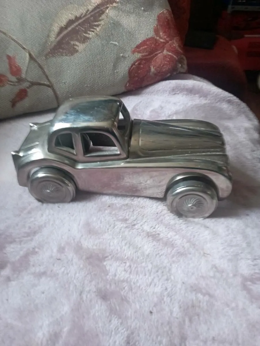 RARE RETRO VINTAGE METAL   ALUMINIUM CAR - Image 2