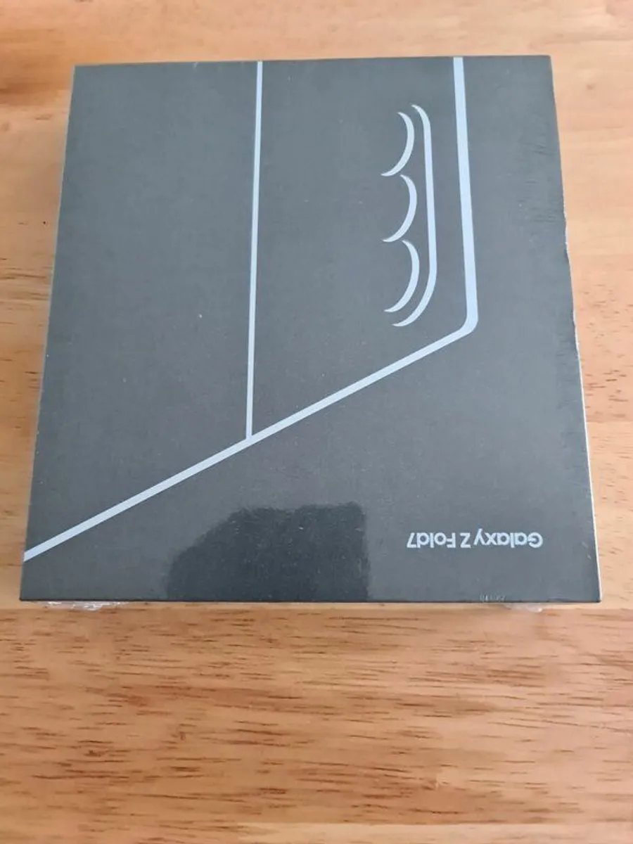 Phone - Image 2