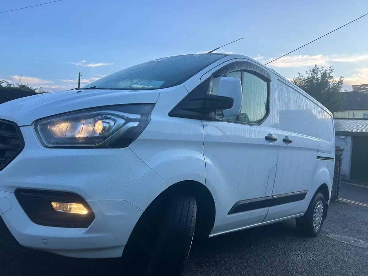 Ford Transit Custom - Image 3
