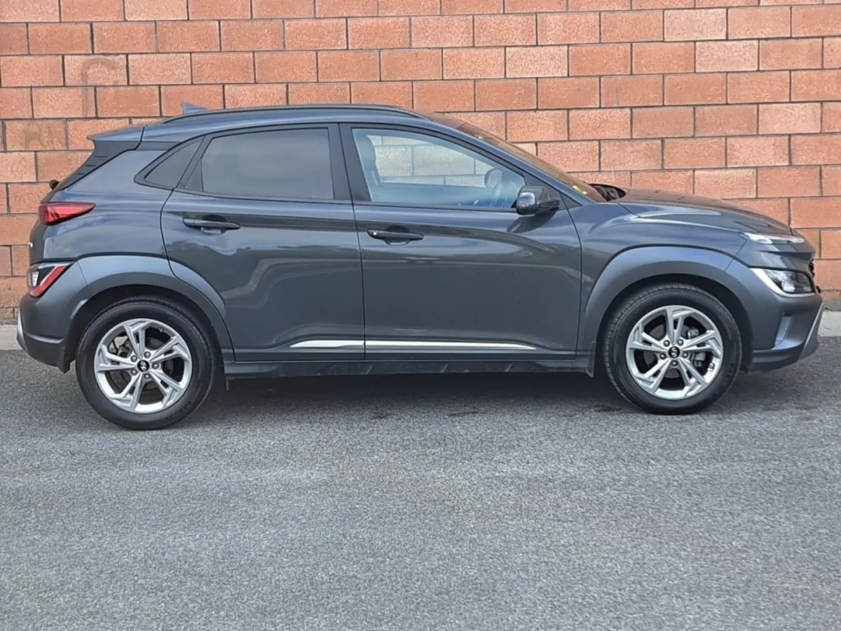 Hyundai Kona Executive Model 1.0 Turbo Petrol 120 - Image 4