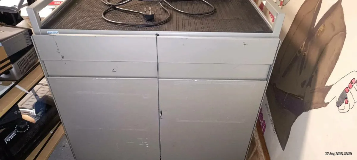 Steel frame Computer trolley - Image 2