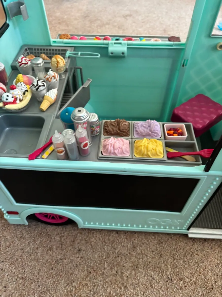 Our Generation Ice Cream Truck, School and Camper - Image 4