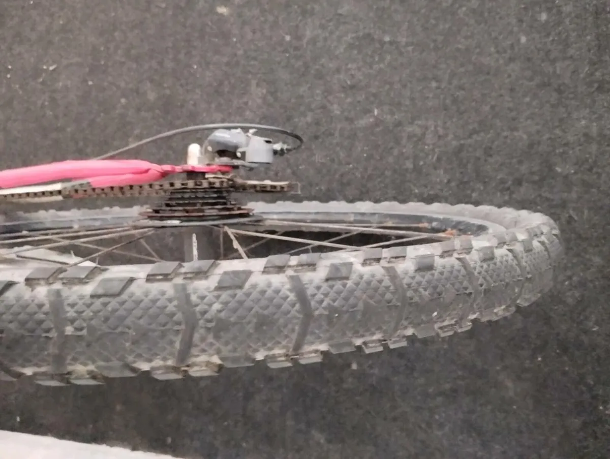 Boys 26inch bike - Image 3