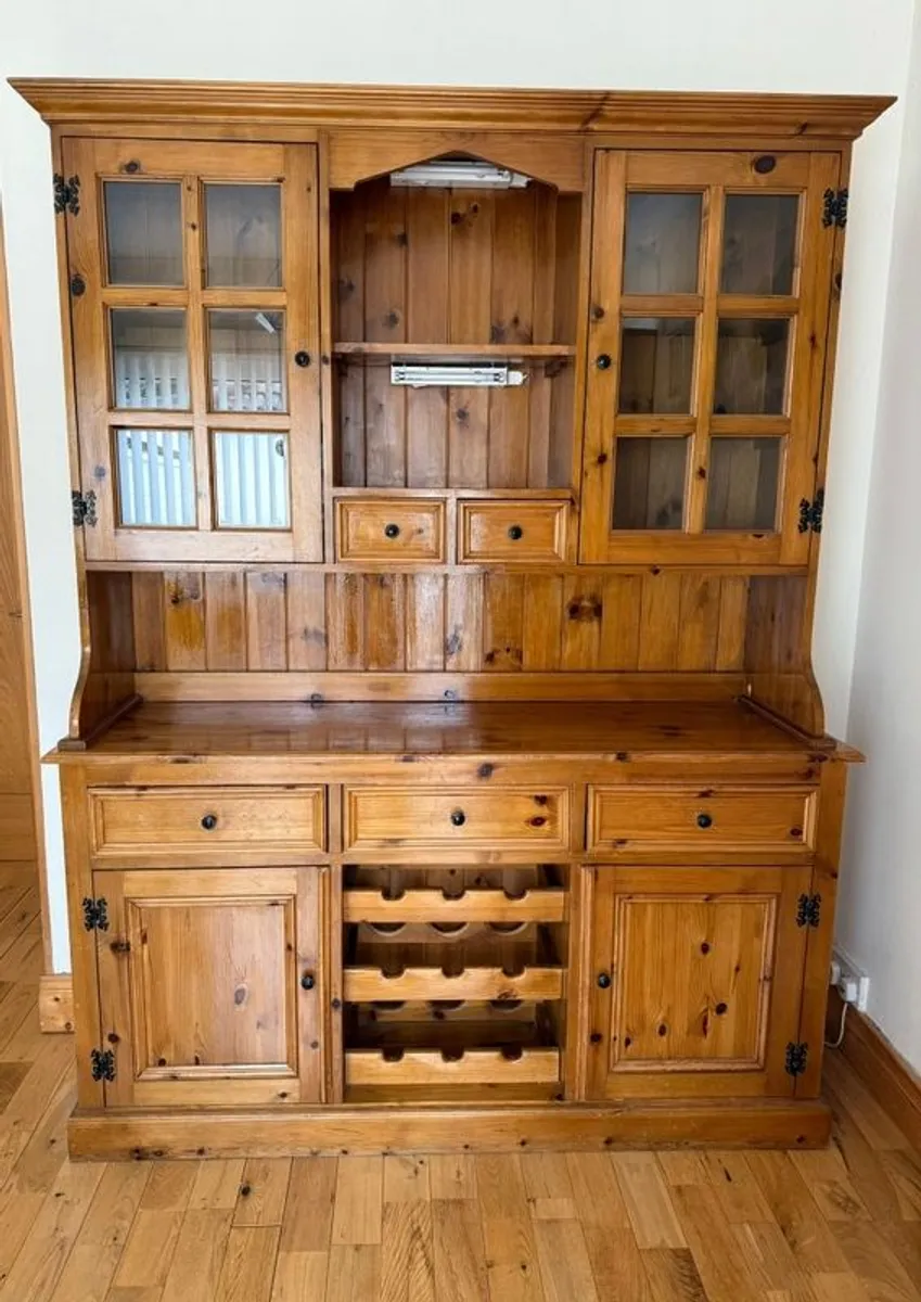 dining table, 6 chairs & sideboard - Image 2