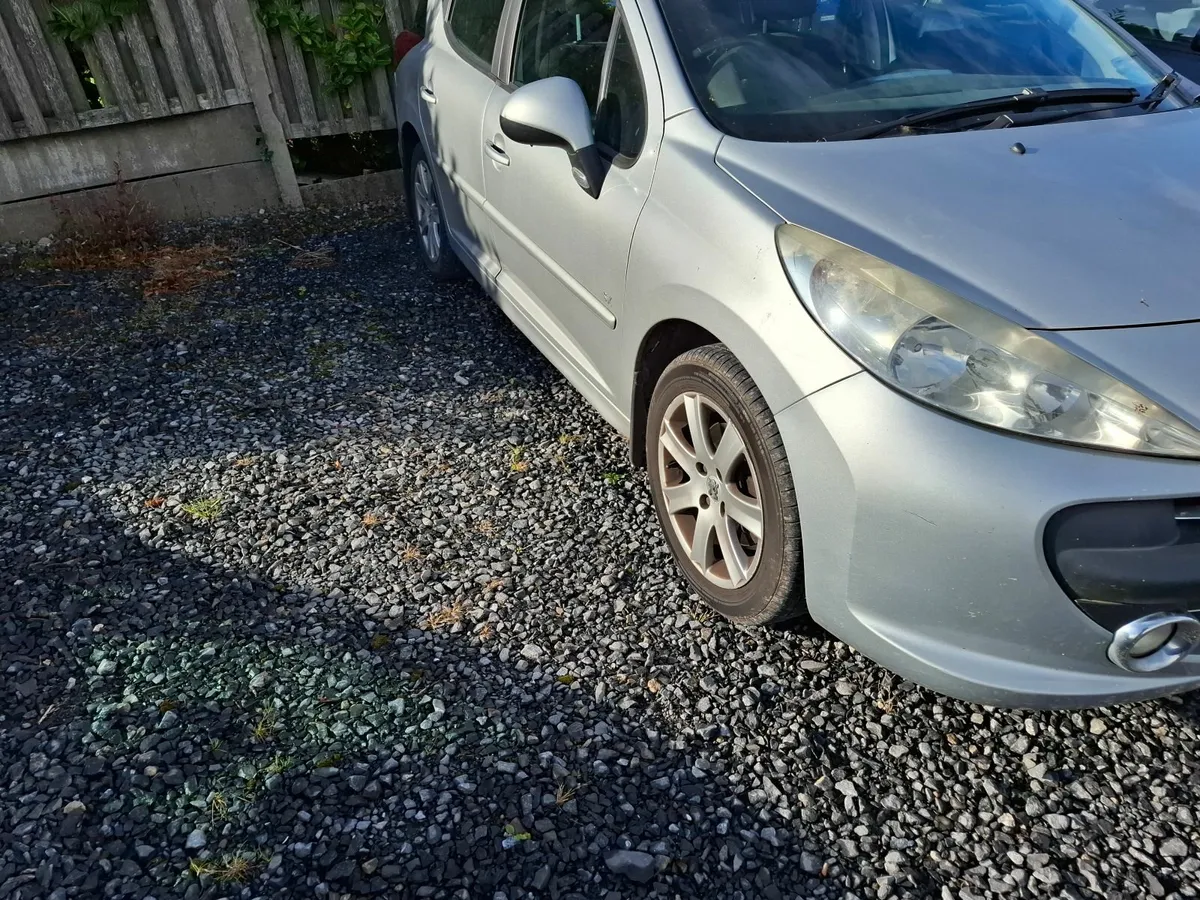 Peugeot 207 2009 - Image 3