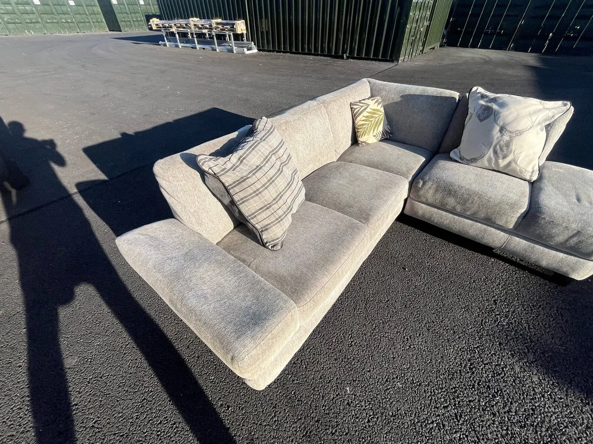 Neat grey corner sofa L shaped delivery available - Image 4