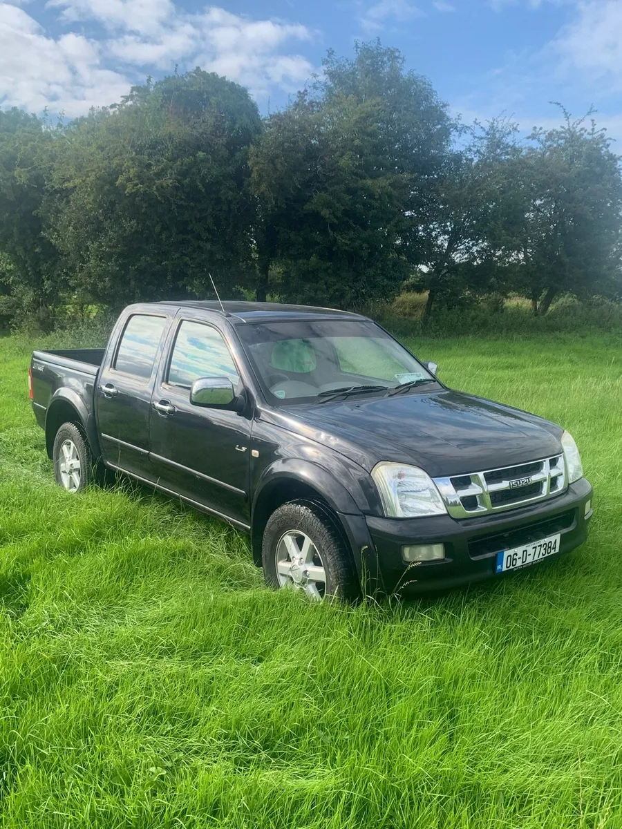 Isuzu - Image 1