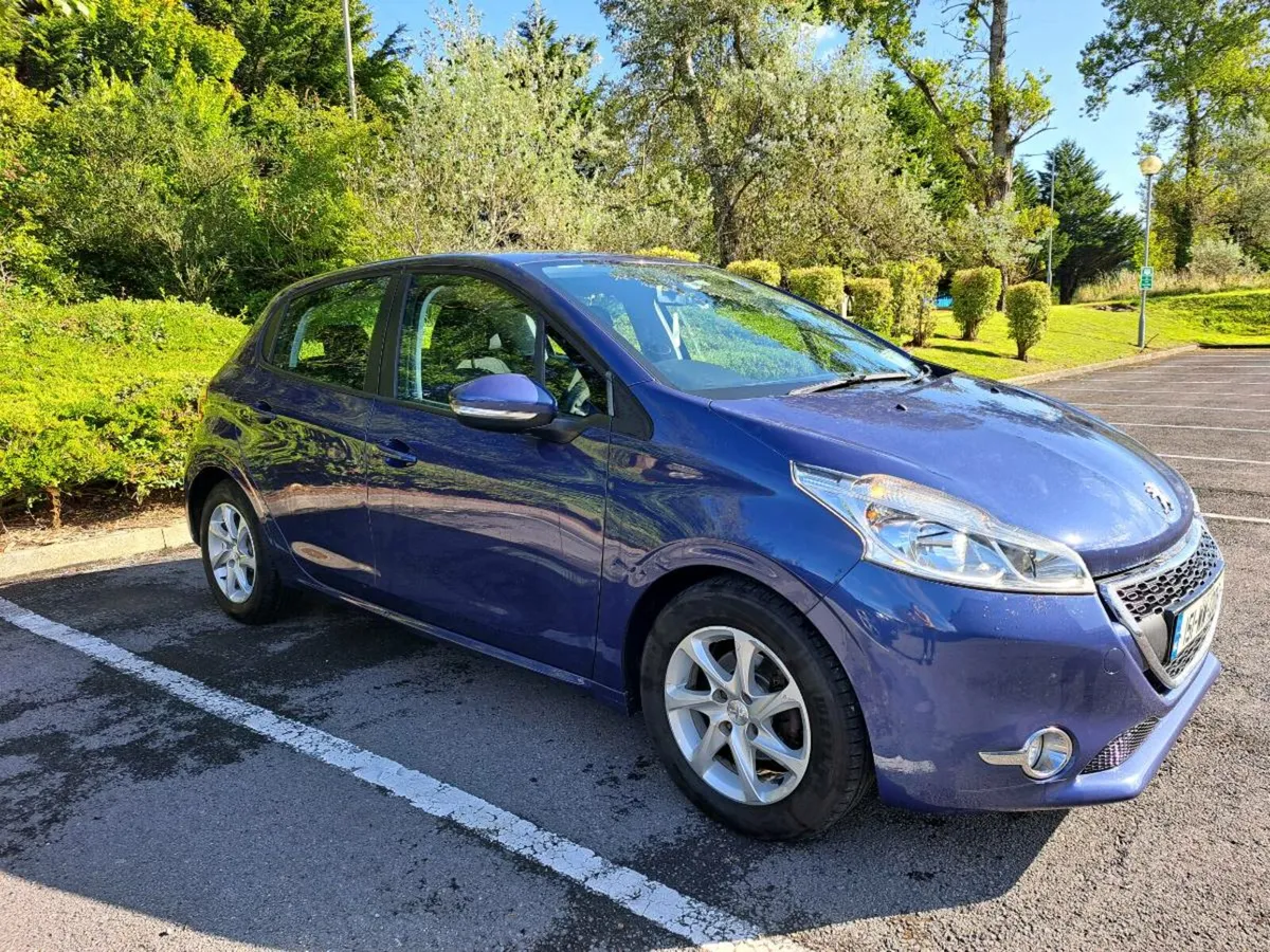 Peugeot 208  1.2petrol ,151reg - Image 1