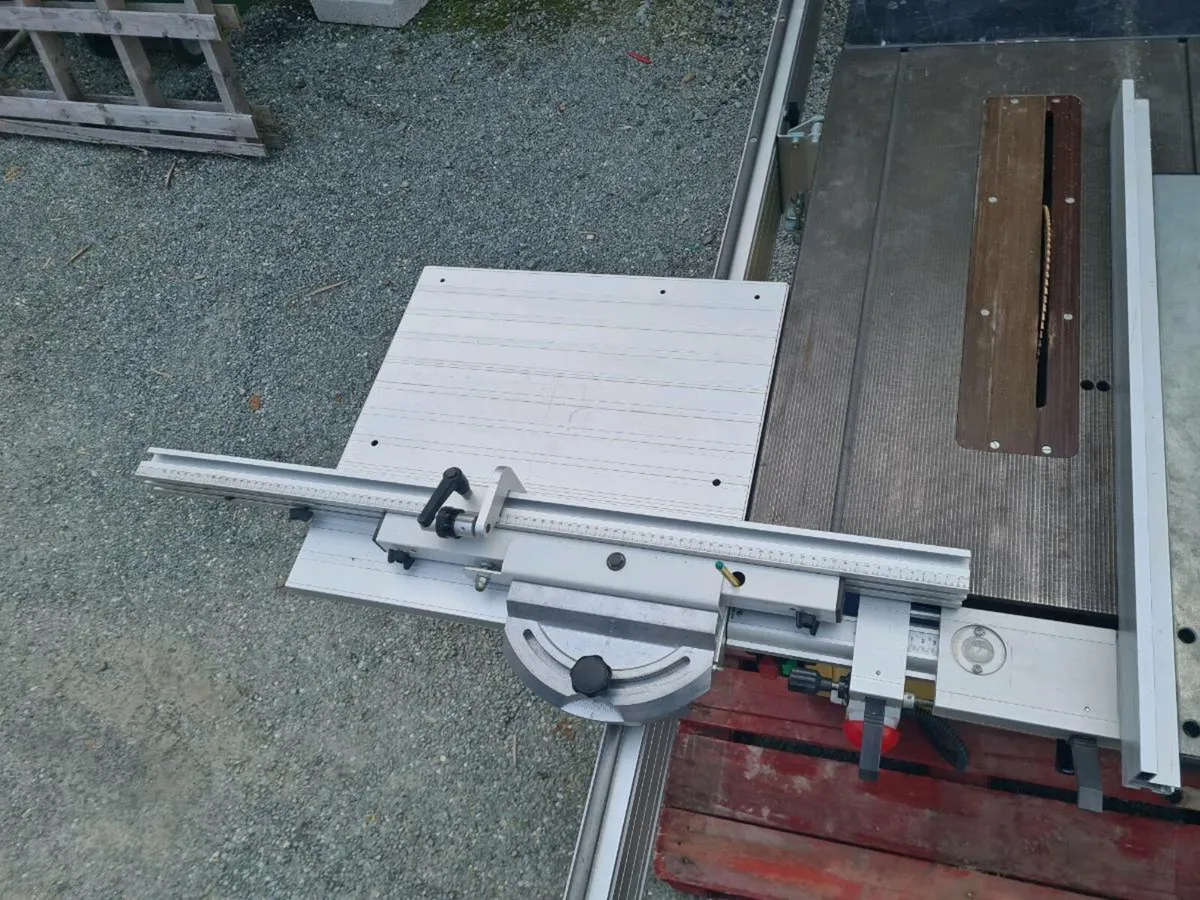 Table saw - Image 4