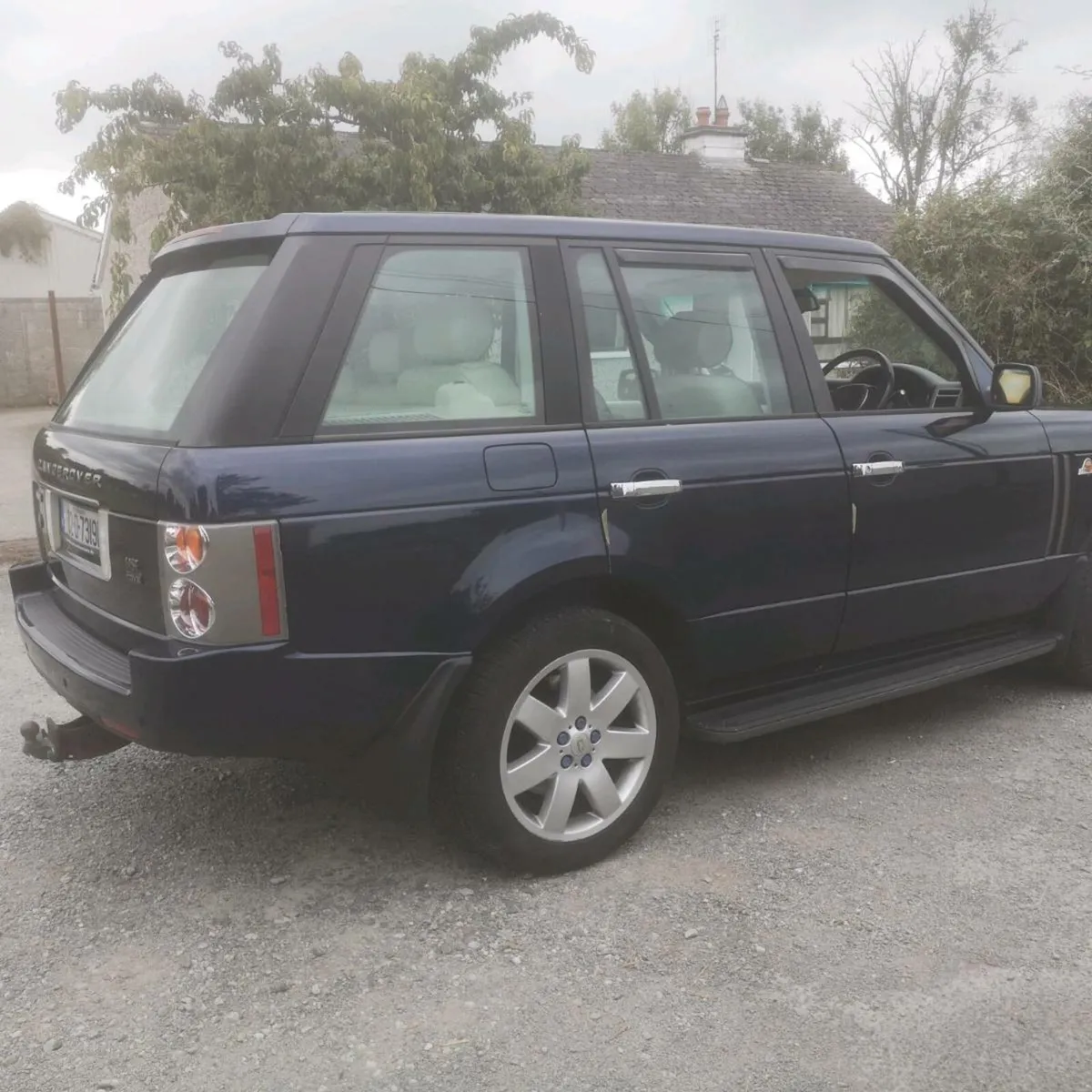 RANGE ROVER V8 CREWCAB - Image 4