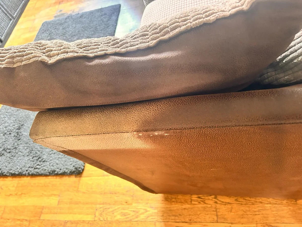 Sofa - Image 3