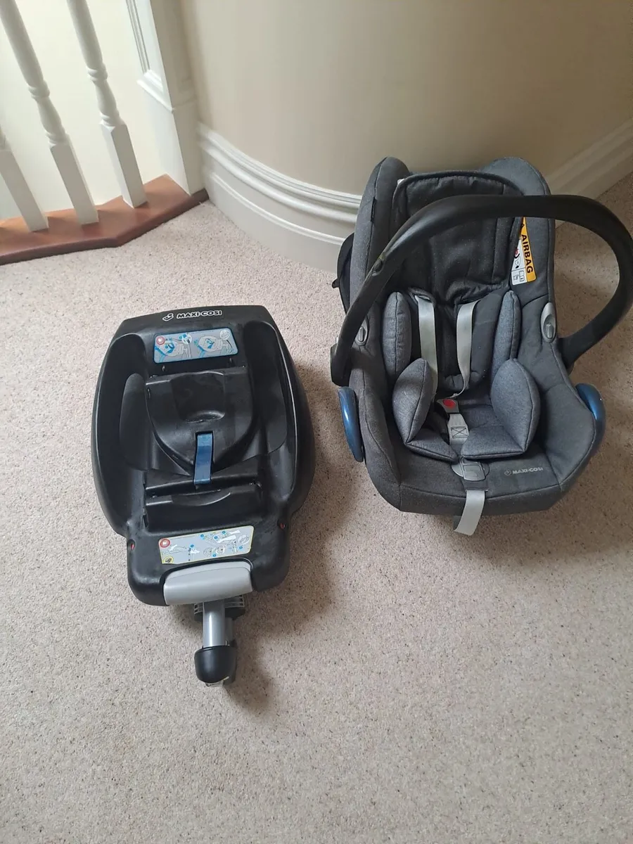 Full Icandy peach buggy bundle car seat bed rails - Image 3