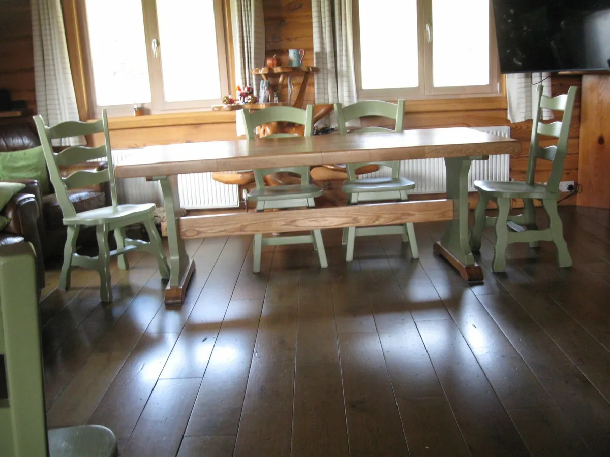 oak dining table and chairs - Image 2