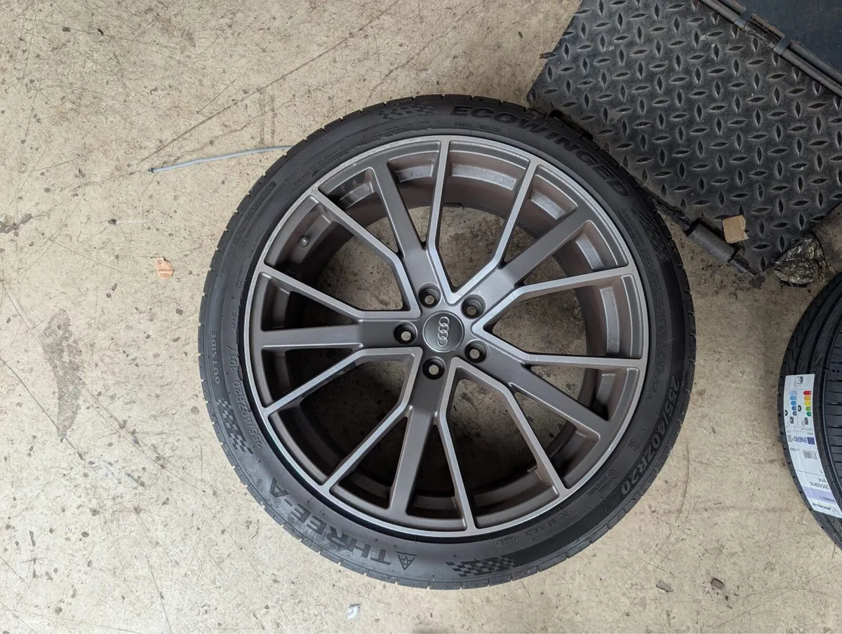 Audi 20” alloys S Line Black Edition - Image 3