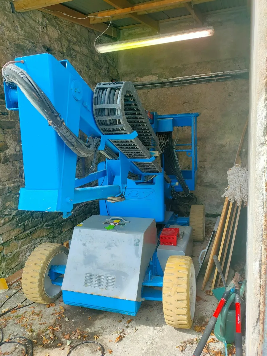 Cherry Picker - Image 1