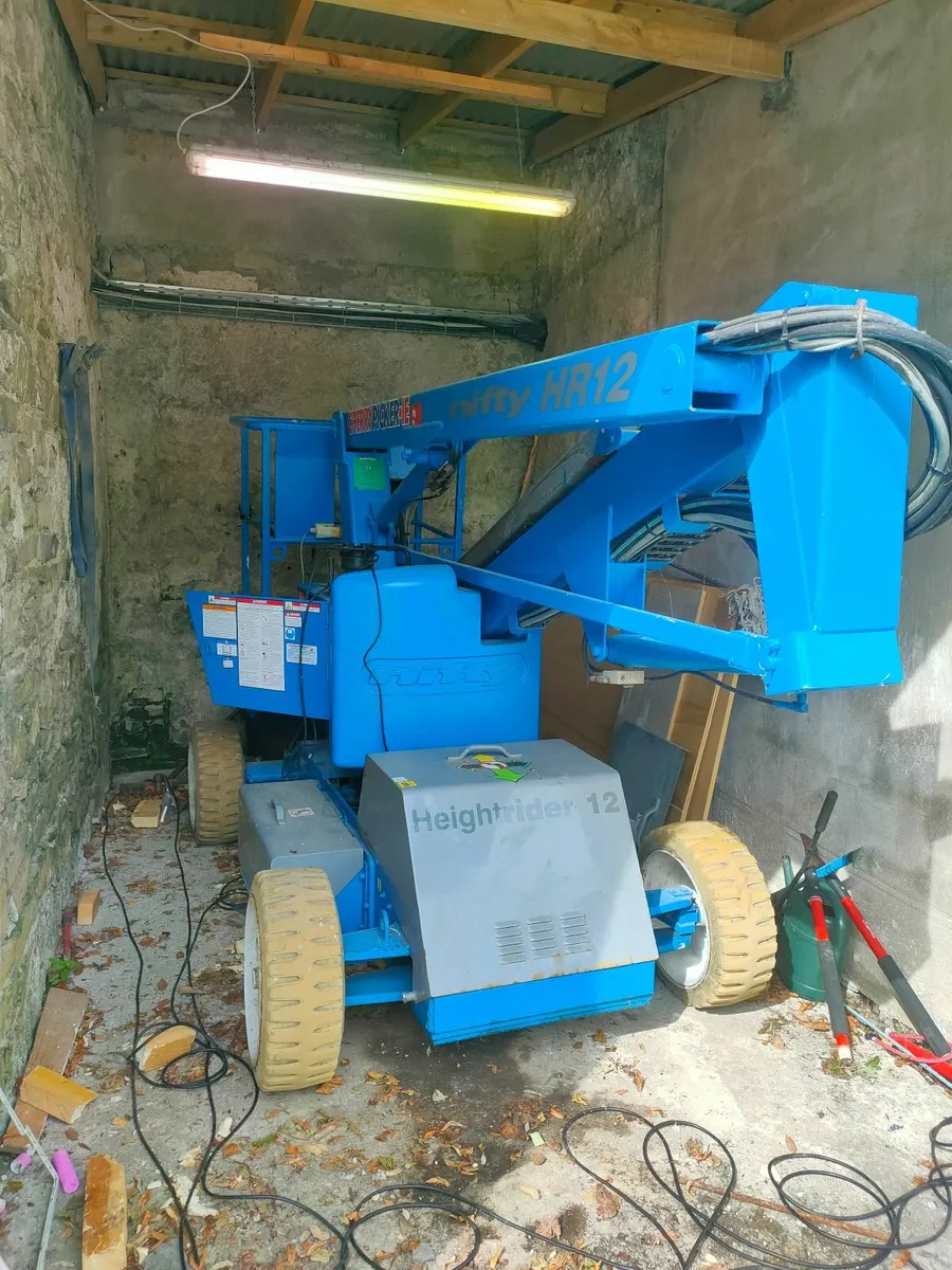 Cherry Picker - Image 2