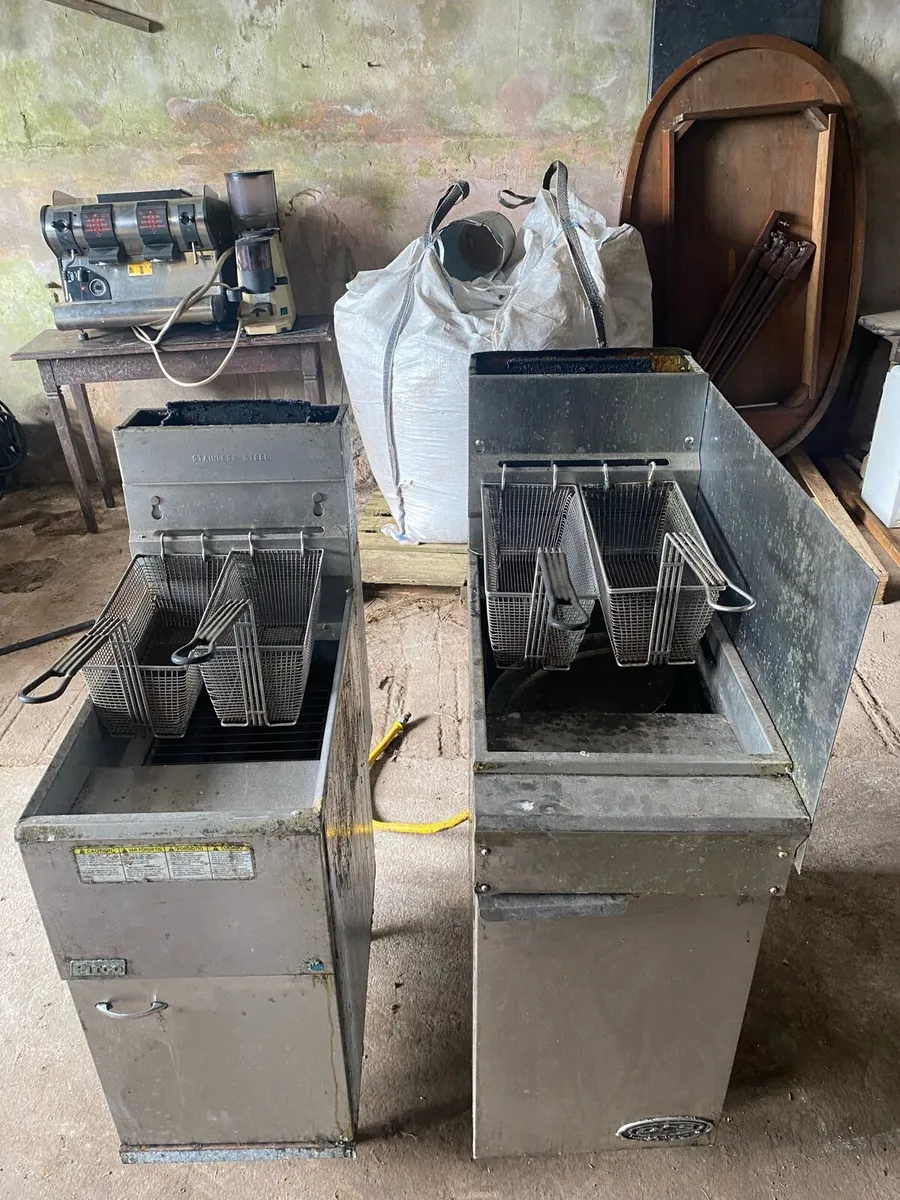 Commercial kitchen items - Image 1